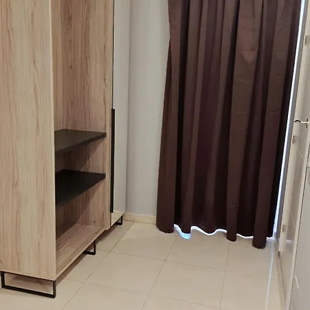 Q-royal Skylounge Hotel