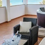Q-royal Skylounge