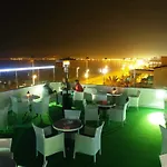 Hotel Q-royal Skylounge *