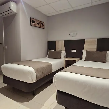 Q-royal Skylounge * بلايا ذي بالما