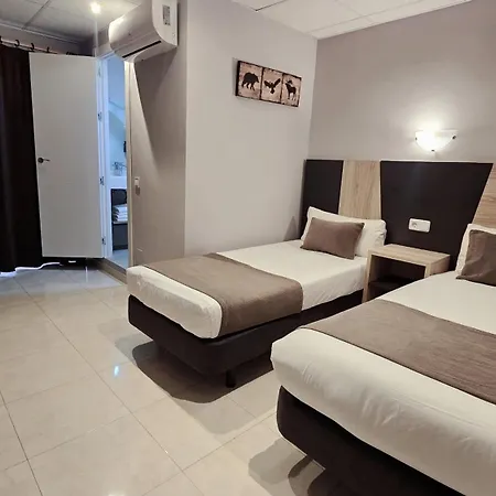 Q-royal Skylounge * بلايا ذي بالما