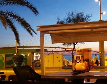 فندق Q-royal Skylounge بلايا ذي بالما