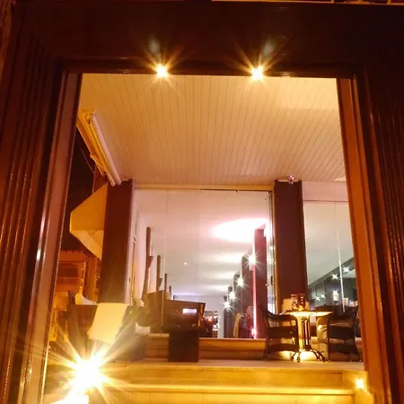 Q-royal Skylounge فندق بلايا ذي بالما