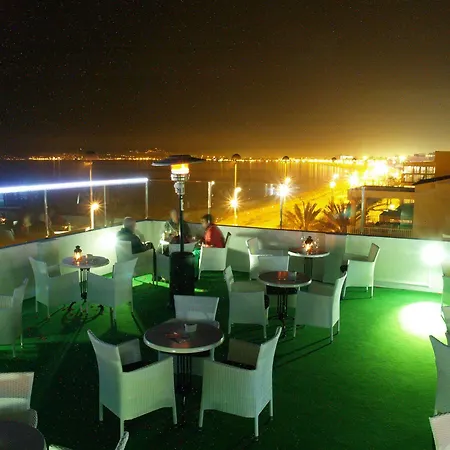 فندق Q-royal Skylounge *