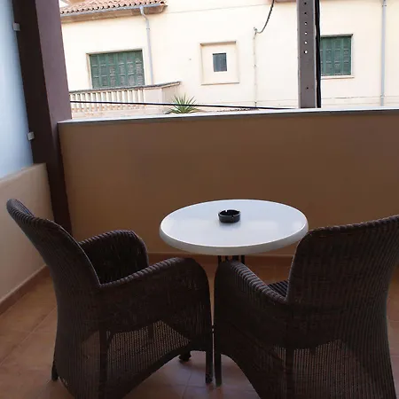 Q-royal Skylounge Hotel *